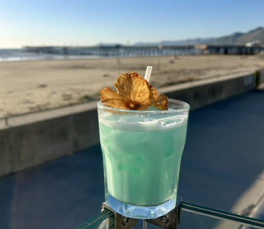 Sandcastle Hotel on the Beach — photo